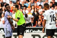El Valencia deniega a Netflix el acceso a Mestalla para grabar un documental sobre Vinícius