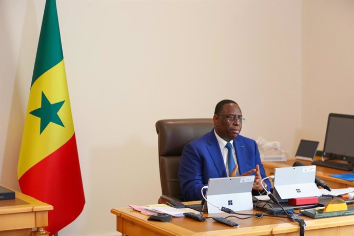 Archivo - (200617) -- DAKAR, June 17, 2020 (Xinhua) -- Senegalese president Macky Sall attends the Extraordinary China-Africa Summit on Solidarity against COVID-19 in Dakar, Senegal, June 17, 2020. The summit, held via video link, was jointly proposed by 