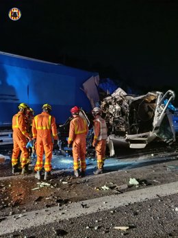 Xoc entre dos camions