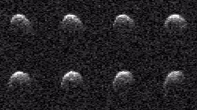 El día antes de que el asteroide 2008 OS7 se acercara a la Tierra el 2 de febrero, esta serie de imágenes fue capturada por la poderosa antena de radar del Sistema Solar Goldstone de 70 metros en California.