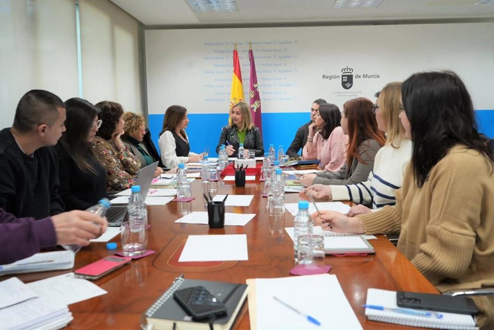 Imagen de la reunión de la Mesa Social contra la Trata de la Región