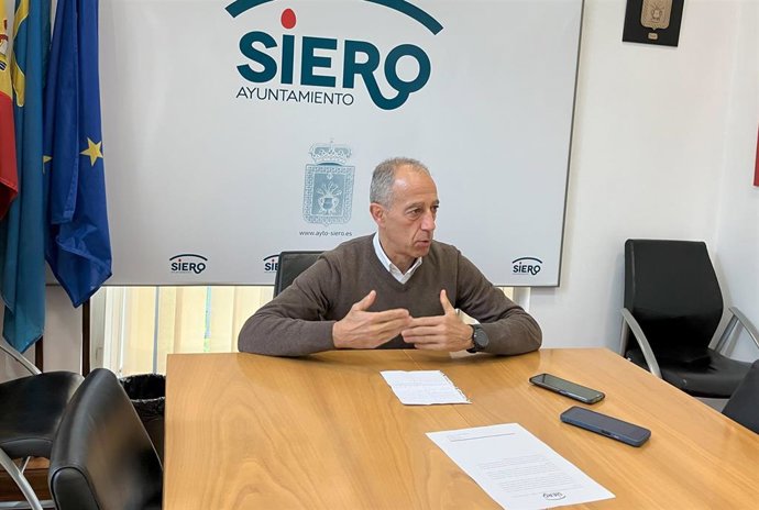 El Concejal De Deportes; Salud; Y Protección Contra Incendios, Jesús Abad Busto.