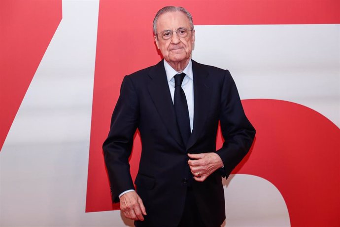 Archivo - Florentino Pérez, presidente del Real Madrid, durante un acto