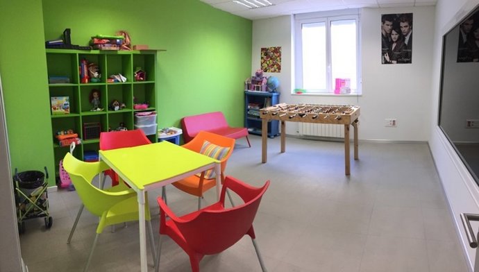 Archivo - Imagen interior de un Punto de Encuentro Familiar