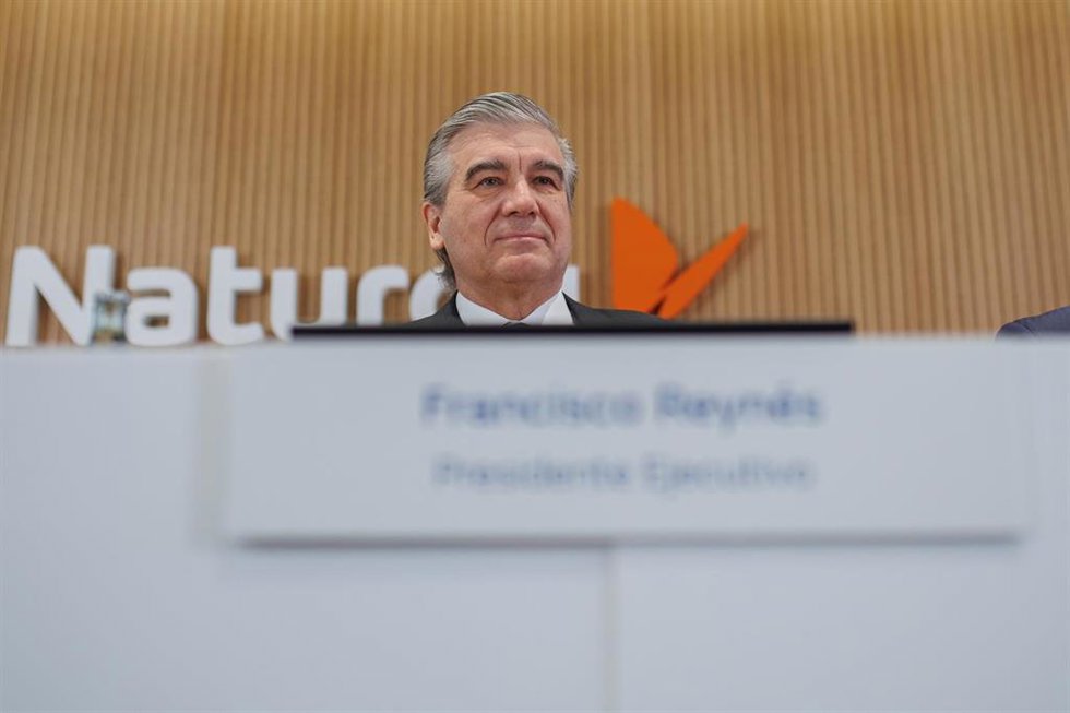 El presidente de Naturgy, Francisco Reynés, durante una rueda de prensa de presentación de los resultados anuales del ejercicio 2023, en la sede de Naturgy, a 27 de febrero de 2024, en Madrid (España). Naturgy obtuvo un beneficio neto de 1.986 millones 