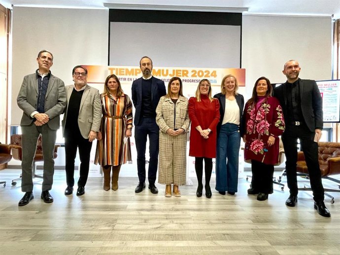 Inauguración de las jornadas Tiempo Mujer