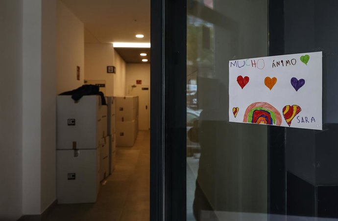 Edifici de Safranar on es reallotgen els afectats de l'incendi de Campanar