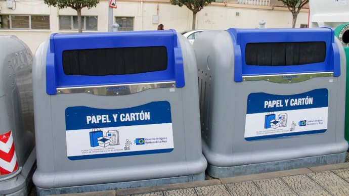 El Consorcio de Aguas y Residuos inicia la renovación de 400 contenedores de recogida de papel y cartón en Rioja Baja