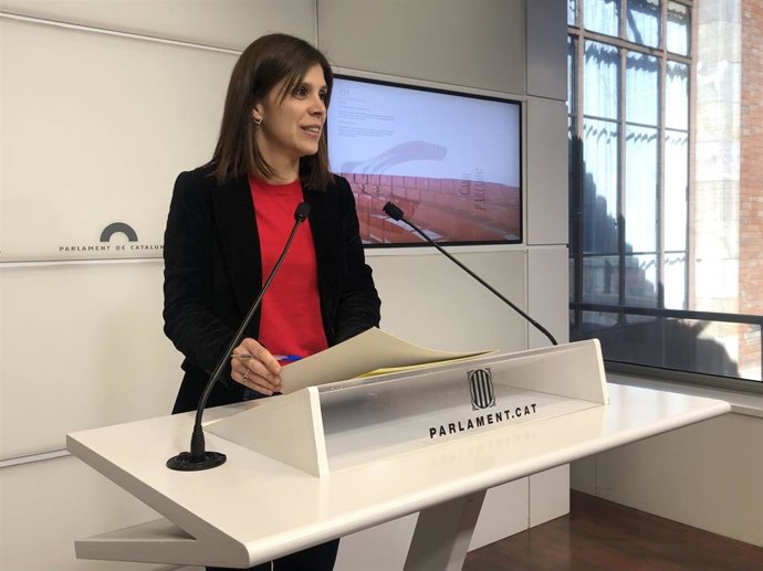 La portavoz de ERC en el Parlament, Marta Vilalta, en una rueda de prensa
