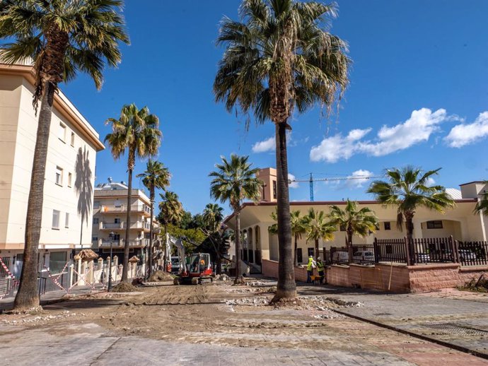 Ayuntamiento de Estepona inicia las obras del sexto aparcamiento público con coste de un euro al día.