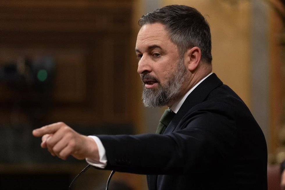 Archivo - El líder de VOX, Santiago Abascal, interviene durante un pleno en el Congreso de los Diputados.