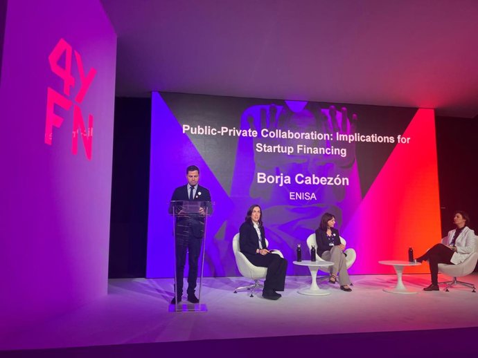 Momento de la mesa redonda.