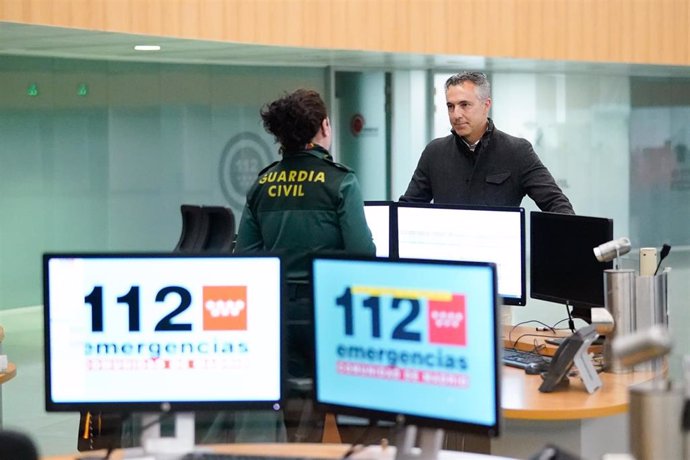 El consejero de Medio Ambiente, Agricultura e Interior, Carlos Novillo, visita Agencia de Seguridad y Emergencias Madrid 112 (ASEM112)