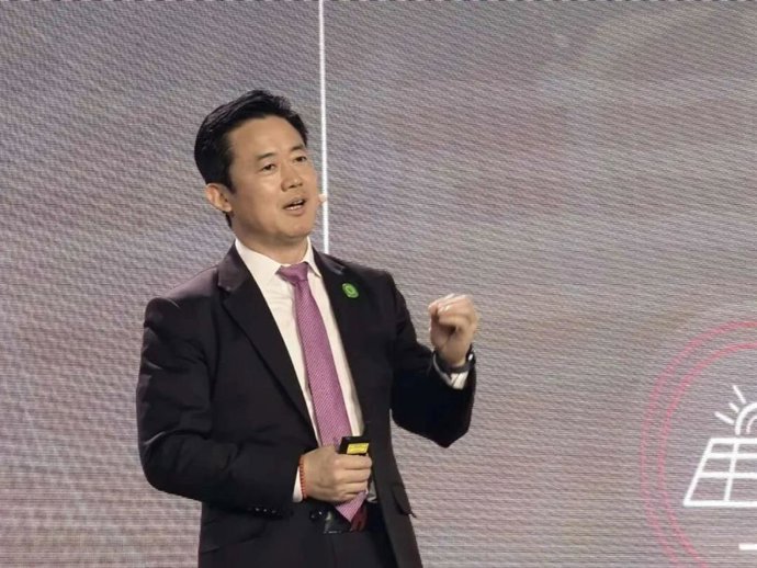 Charles_Yang