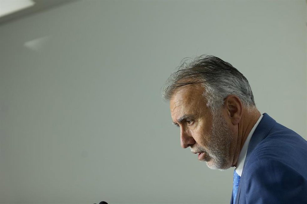 El ministro de Política Territorial y Memoria Democrática, Ángel Víctor Torres