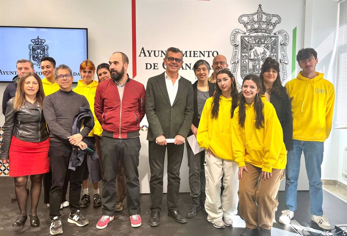 Il Sindaco di Granada inaugura un nuovo spazio espositivo per la creatività artistica nel Palazzo San Matías