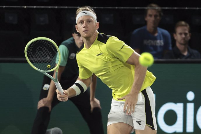 Archivo - Alejandro Davidovich Fokina of Spain during day 2 of the Rolex Paris Masters 2023, ATP Masters 1000 tennis tournament on October 31, 2023 at Accor Arena in Paris, France - Photo Jean Catuffe / DPPI