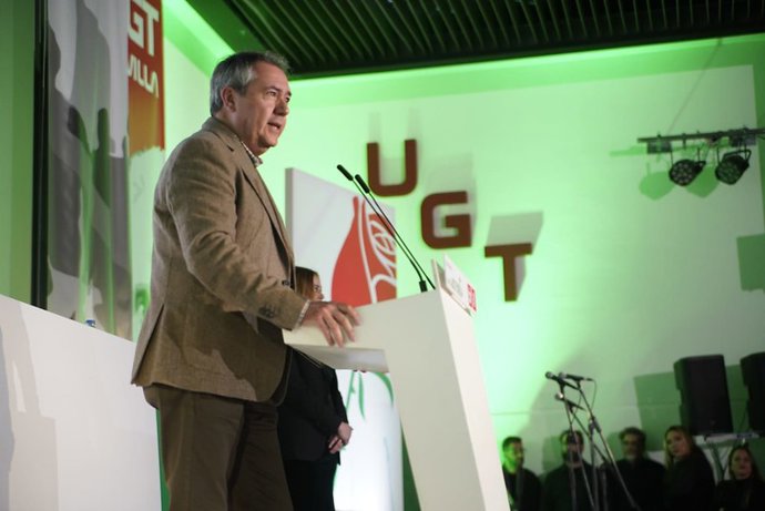 El secretario general del PSOE-A, Juan Espadas, durante el acto de entrega de los premios 'Nuestro Acento' del PSOE de Sevilla.