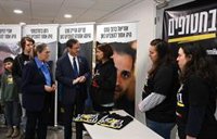 Cierran las urnas en las elecciones municipales de Israel con una baja participación que roza el 50 por ciento