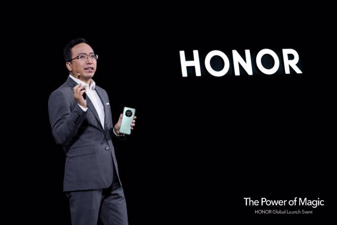 Archivo - HONOR CEO George Zhao unveils the all-new HONOR Magic4 Series