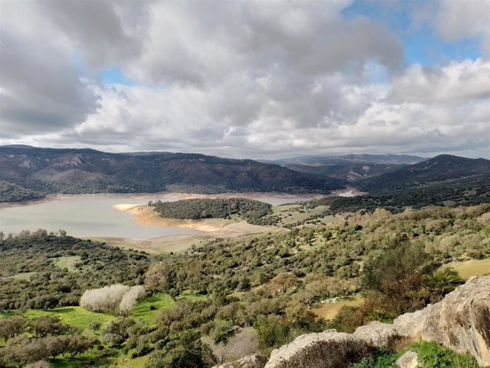 Vista del embalse de Guadarranque.