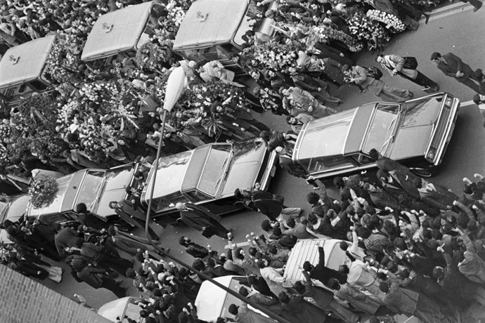 Archivo - Entierro de los abogados laboralistas asesinados en Atocha.