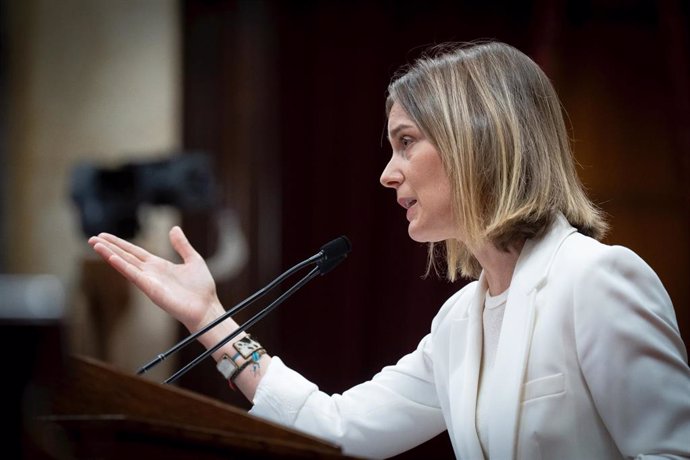 Archivo - La presidenta de los comuns en el Parlament, Jéssica Albiach, interviene durante el tercer Debate de Política General de la legislatura, en el Parlament de Catalunya, a 27 de septiembre de 2023, en Barcelona, Catalunya (España). El debate arra