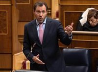 Puente y Bolaños responden al 'caso Koldo' tachando al PP de "organización criminal" por "robar a manos llenas"