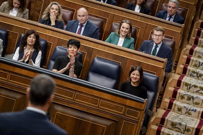 El president nacional del PP, Alberto Núñez Feijóo, durant la sessió plenària al Congrés dels Diputats, a 21 de febrer del 2024, a Madrid (Espanya). 