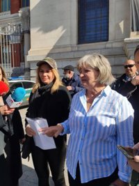 Plataforma 6F mantiene sus movilizaciones y entrega en Agricultura sus reivindicaciones