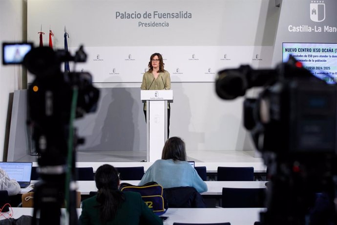 La consejera Portavoz del Gobierno de Castilla-La Mancha, Esther Padilla, en rueda de prensa.