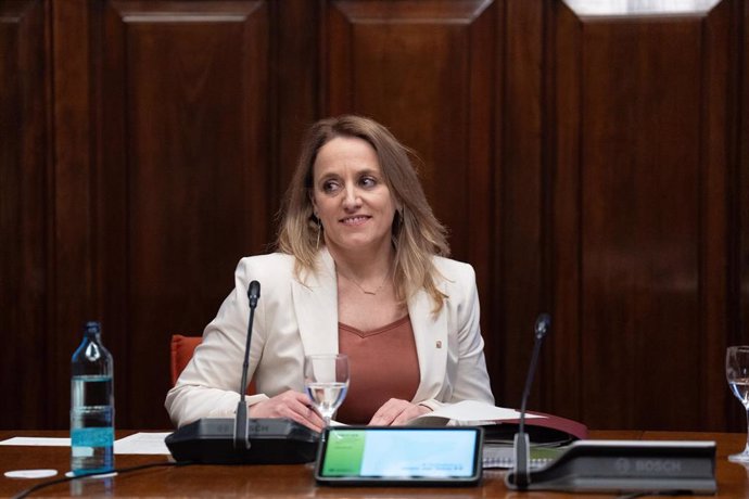 La consellera de Economía de la Generalitat, Natlia Mas, en la presentación de los Presupuestos de 2024 en el Parlament