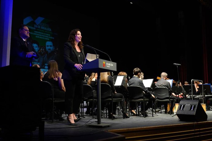 La alcaldesa de Almería, María del Mar Vázquez, en el concierto en el Auditorio Municipal Maestro Padilla.