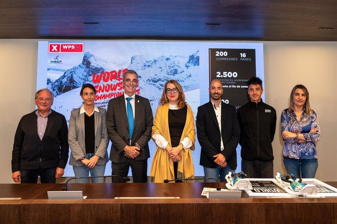 Presentación del Mundial de Raquetas de Nieve.