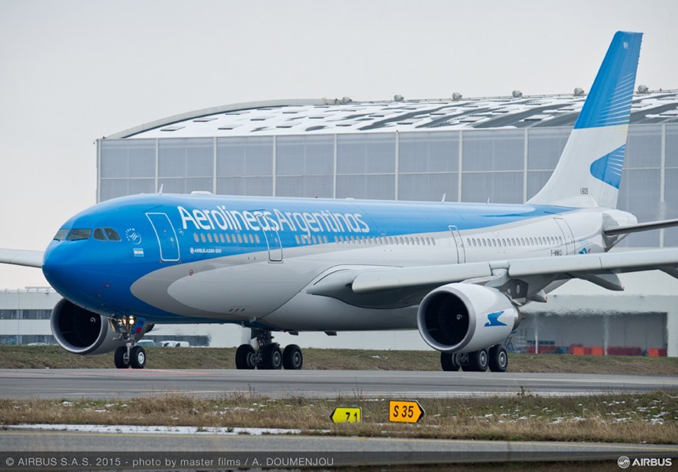 Archivo - Avión de Aerolíneas Argentinas