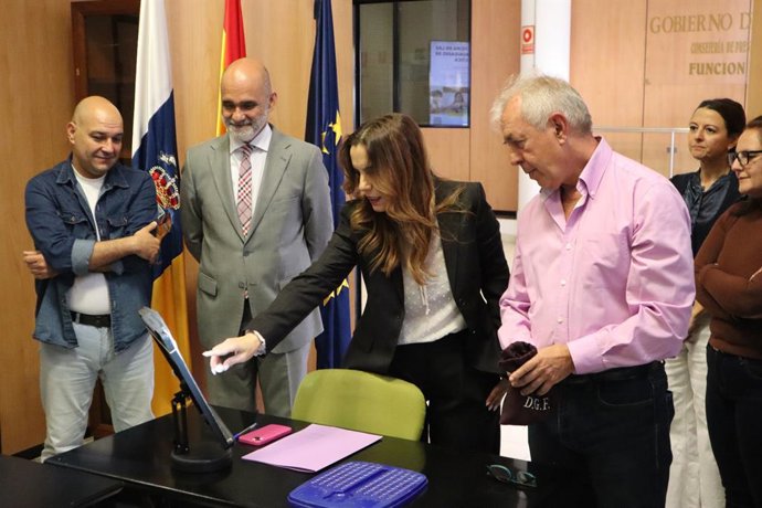 Sorteo anual de lo que se conoce como la 'letra canaria' para determinar el orden de actuación de las personas aspirantes en las pruebas selectivas para el acceso a la Administración General de la Comunidad Autónoma