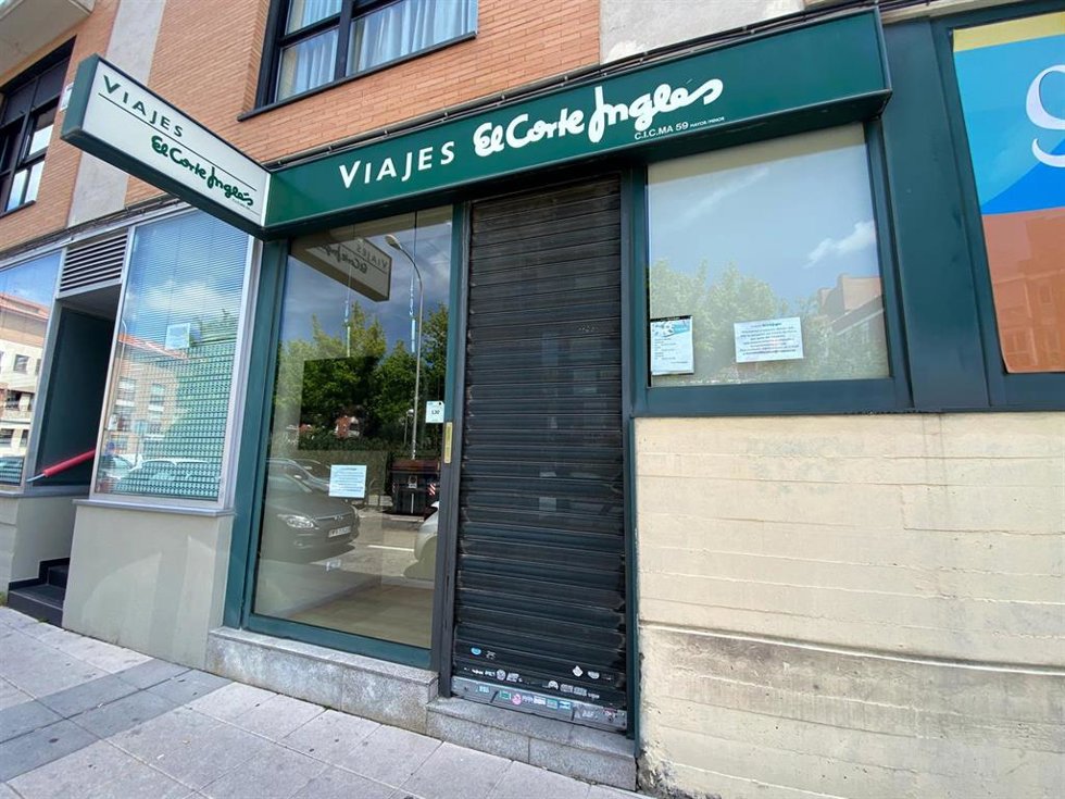 Archivo - Local de Viajes El Corte Inglés