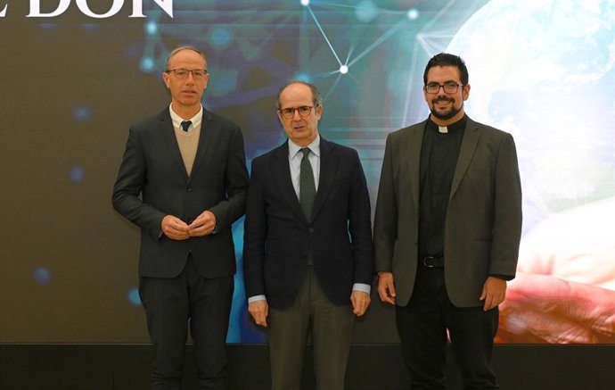 Ctedra de Teologia 'Joseph Ratzinger'