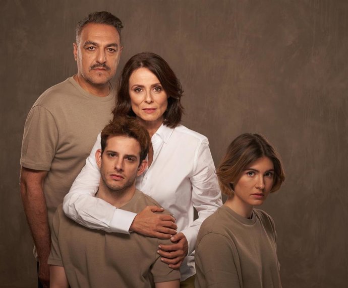 Archivo - Reparto de 'La Madre'.