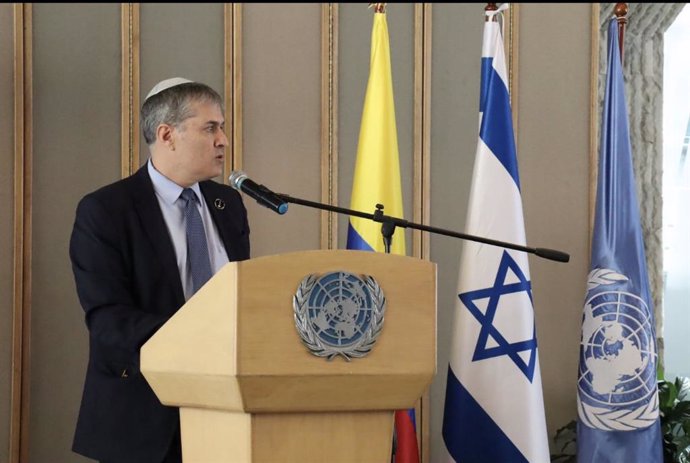 Archivo - El embajador de Israel en Colombia, Gali Dagan