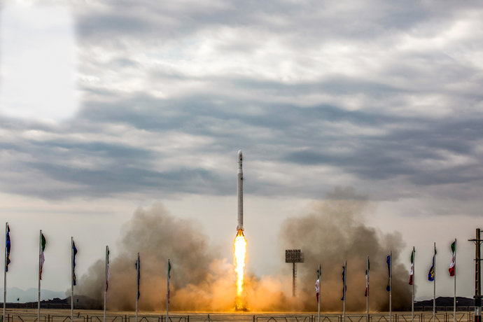 Archivo - Lanzamiento del satélite 'Nur-3' desde Irán (archivo) 