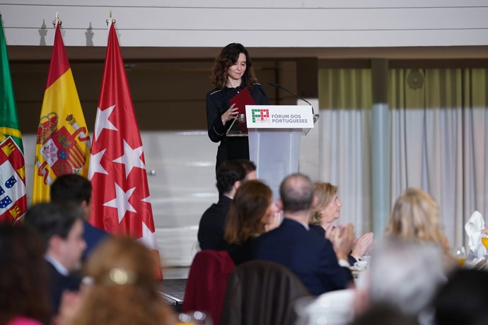 Isabel Díaz Ayuso interviene en el desayuno informativo organizado por el Fórum de los Portugueses