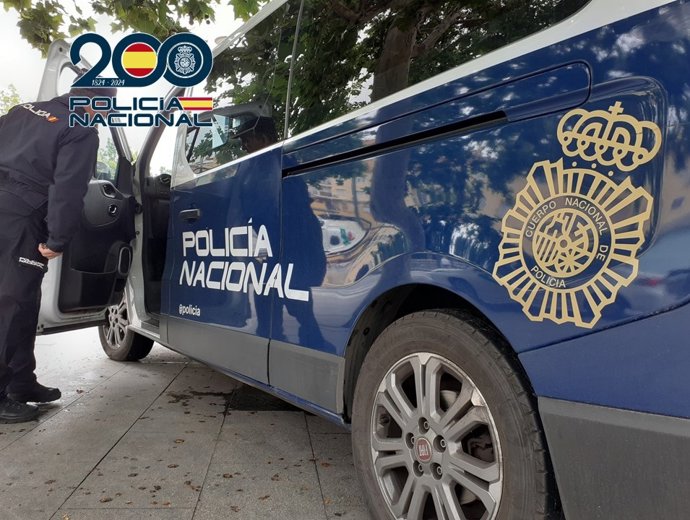 Furgón de la Policía Nacional