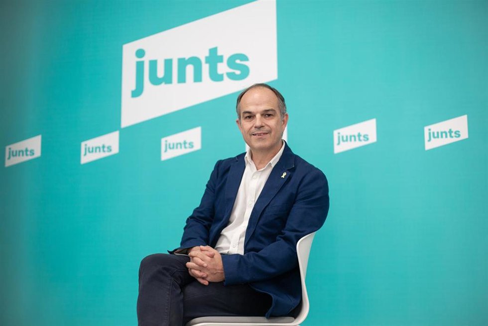 Archivo - El secretario general de Junts Per Catalunya, Jordi Turull, posa después de una entrevista para Europa Press, en la sede nacional de Junts, a 22 de junio de 2022, en Barcelona, Cataluña (España). Jordi Turull es secretario general de Junts des