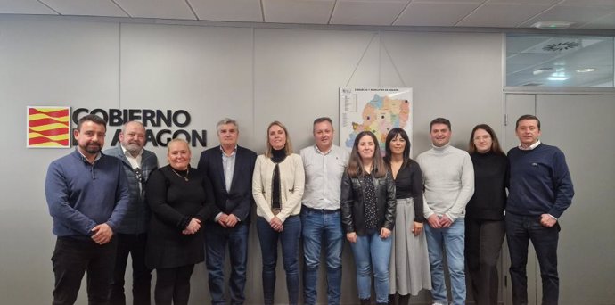 La directora de Atención Primaria y el gerente del sector sanitario de Teruel se reúnen con representantes de la Comarca Cuencas Mineras y de los municipios de la zona de salud de Utrillas