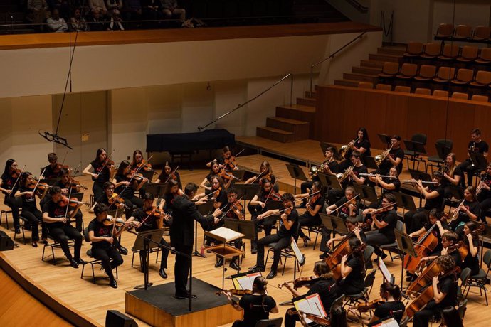 La Orquestra Filharmònica de la Universitat de València dará dos conciertos en Madrid y Zaragoza