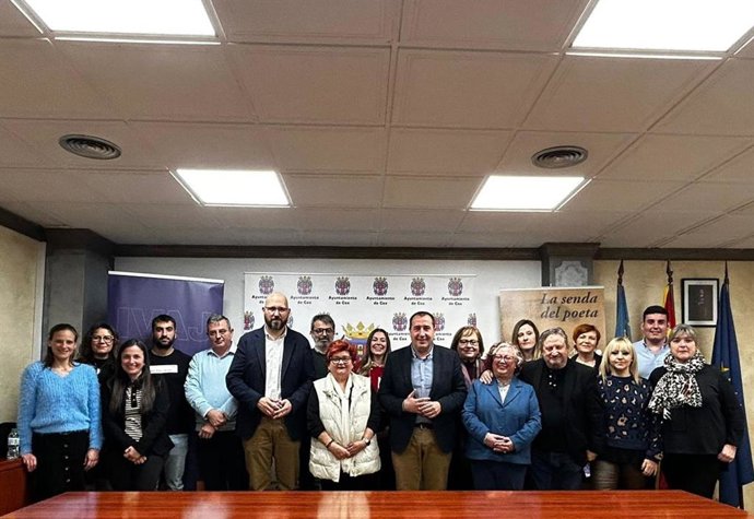 Un itinerario cultural y medioambiental recorre la vida y obra de Miguel Hernández desde Orihuela a Alicante