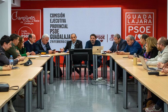 Reunión de la Ejecutiva provincial de Guadalajara del PSOE.