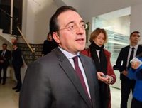 Albares condena el ataque de Israel contra una entrega de comida y recalca la urgencia del alto el fuego