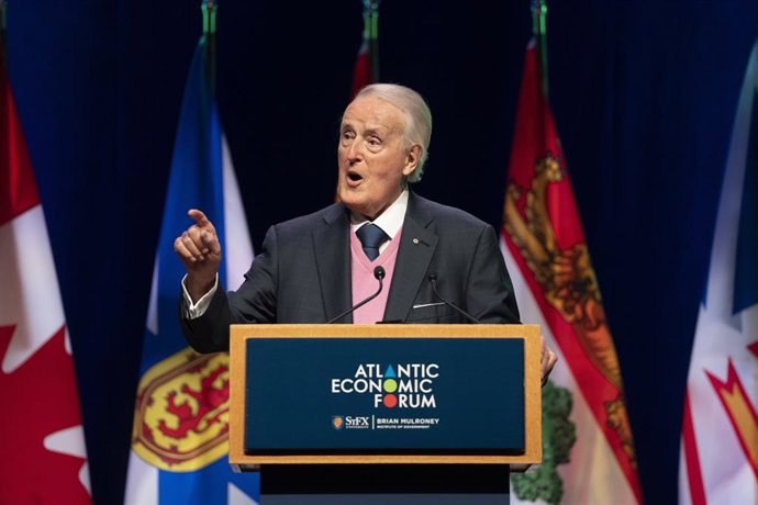 Archivo - June 19, 2023, Antigonish, NS, Canada: Former prime minister Brian Mulroney speaks during the Atlantic Economic Forum at St. Francis Xavier University in Antigonish, N.S. on Monday, June 19, 2023.